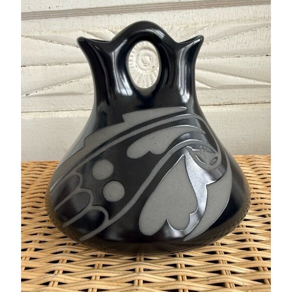 80's George & Georgene Garrett Southwest Black Studio Pottery Wedding Vase - Picture 13 of 13